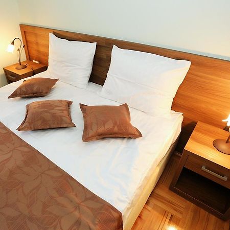 Apartments Ivana - Iva Zadar Luaran gambar