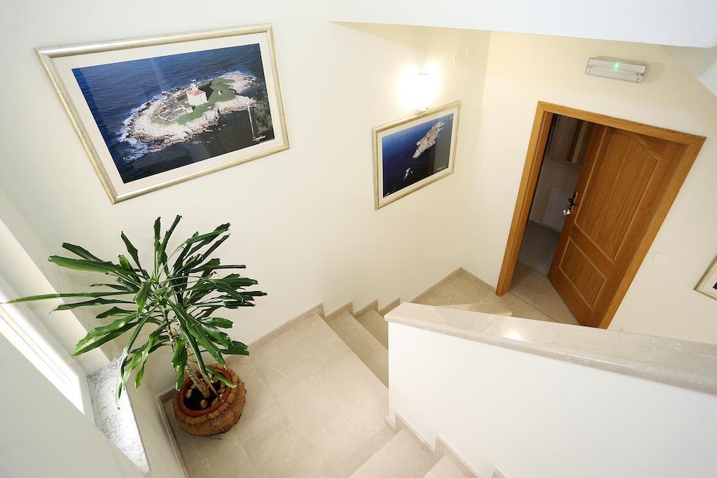 Apartments Ivana - Iva Zadar Luaran gambar